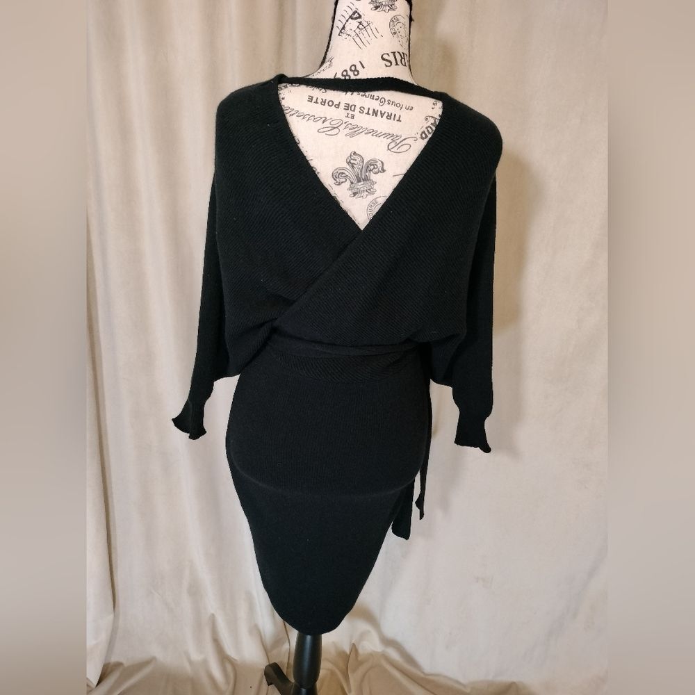 Simply Couture Black Ribbed Knit Dolman Sleeve Dress w/Self Belt. Size XL - Picture 6 of 9